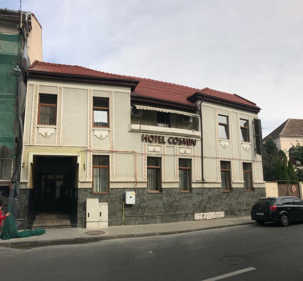 Hotel Cosmin Arad Exterior photo